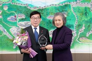 신동헌 시장, 2019년 자랑스러운 박물관인상 수상